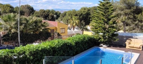 Villa de 6 dormitorios en Torrevieja, Spain No. 184763 2