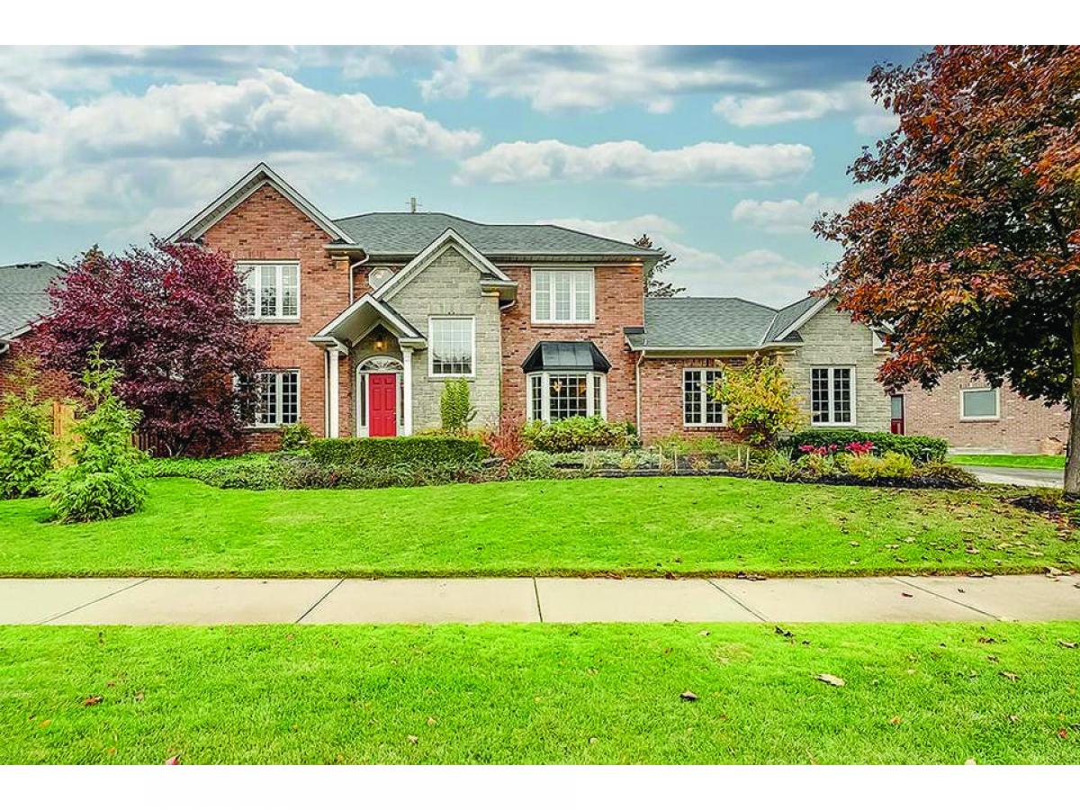 5 bedrooms House in Oakville, Canada No. 124