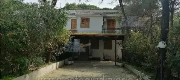 Villa de 9 habitaciónes en Castellaneta, Italy No. 295310 2