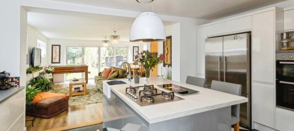 4 bedrooms House in Fareham, United Kingdom No. 10488 2