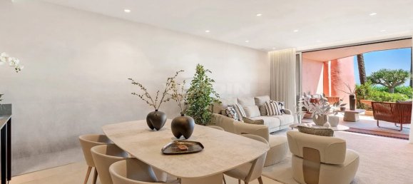 3 bedrooms Apartment in Estepona, Spain No. 180504 2