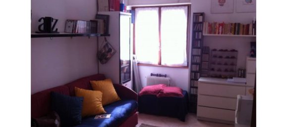 Квартира с 3 спальнями в Рим, Италия № 252341 4