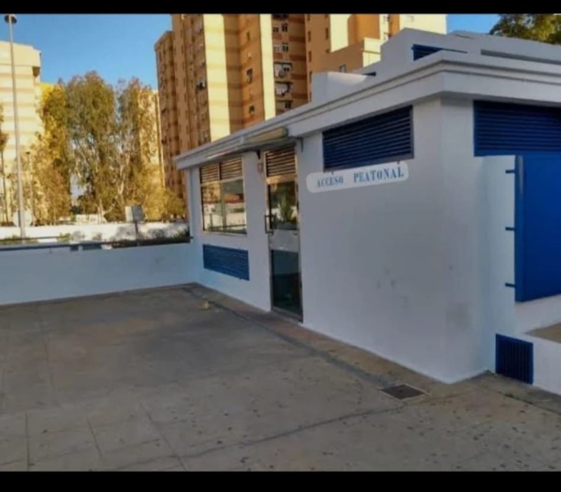  Garage in Malaga, Spain No. 148944