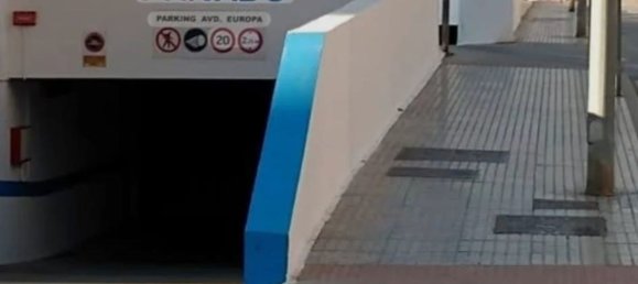  Garage in Malaga, Spain No. 148944 3