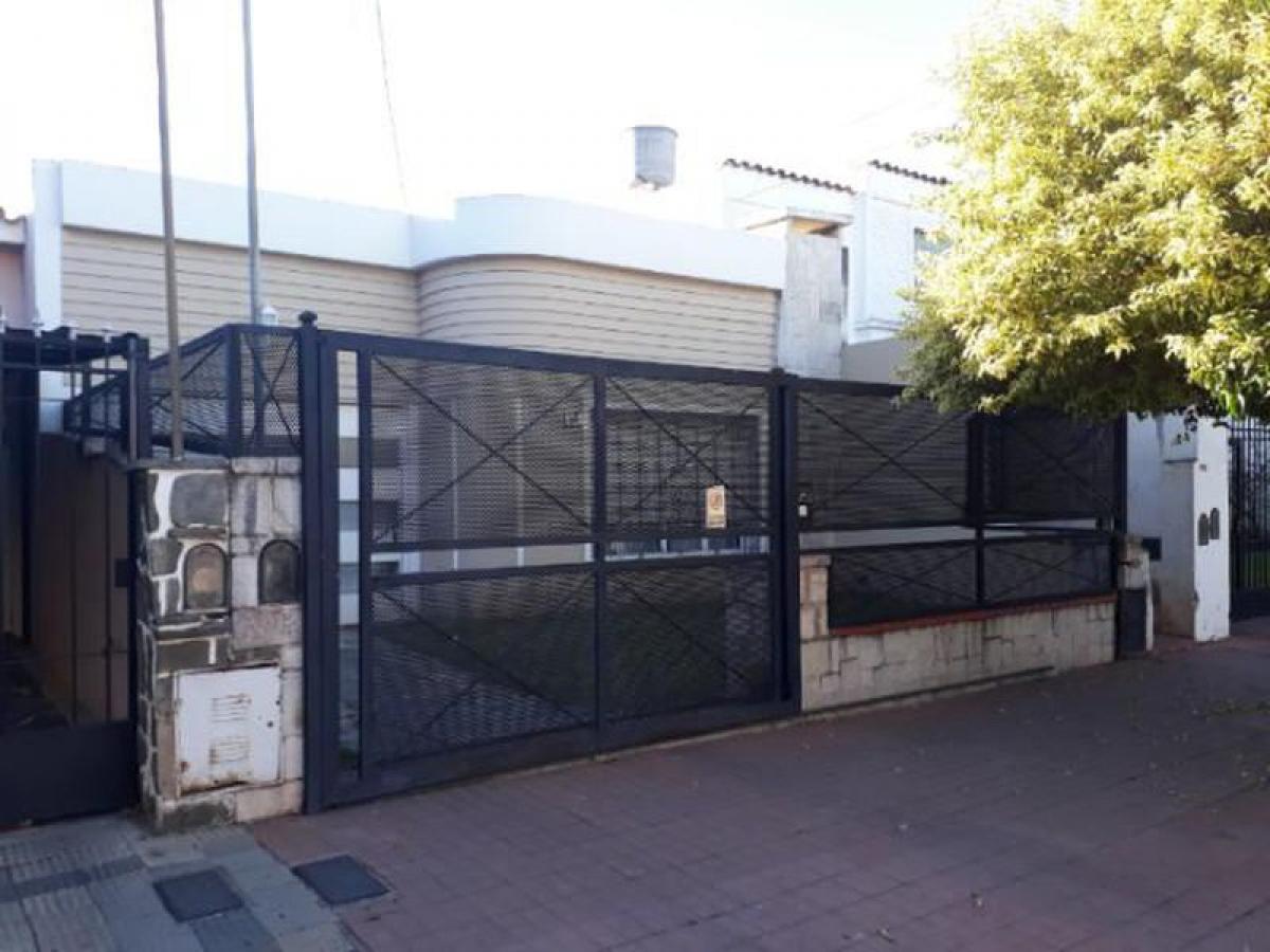 2 bedrooms House in Cordoba, Argentina No. 52580