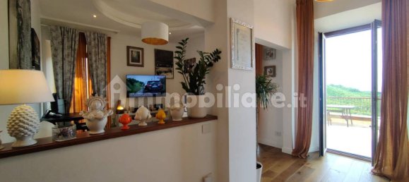 Apartamento T3 em Rocca di Papa, Italy N.º 278996 22