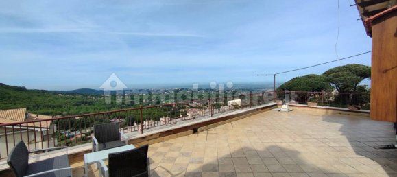 Apartamento T3 em Rocca di Papa, Italy N.º 278996 2