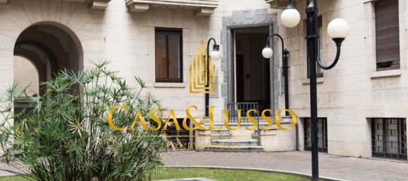 4 bedrooms Duplex in Milan, Italy No. 362648 20