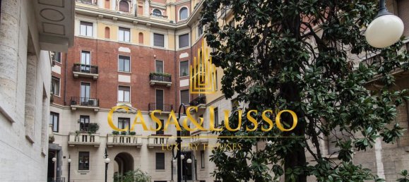 4 bedrooms Duplex in Milan, Italy No. 362648 21