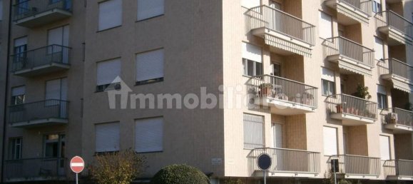 4 rooms Commercial property in Turin, Italy No. 325326 4