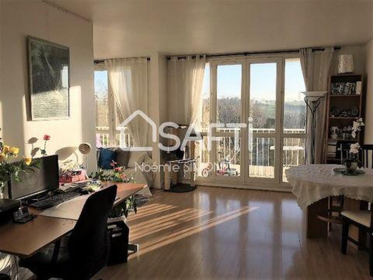 Квартира с 2 спальнями в Шийи-Мазарен, Франция № 34309