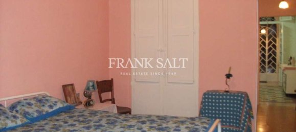 2 غرف نوم طابقين في Paola, Malta رقم 1083 2