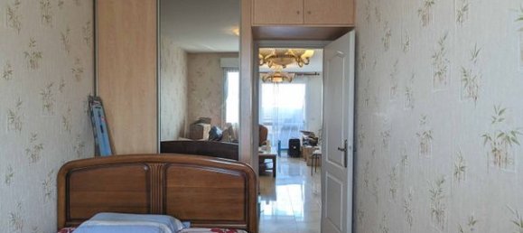 3 bedrooms Apartment in Bondy, France No. 187574 8