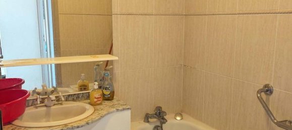 3 bedrooms Apartment in Bondy, France No. 187574 4