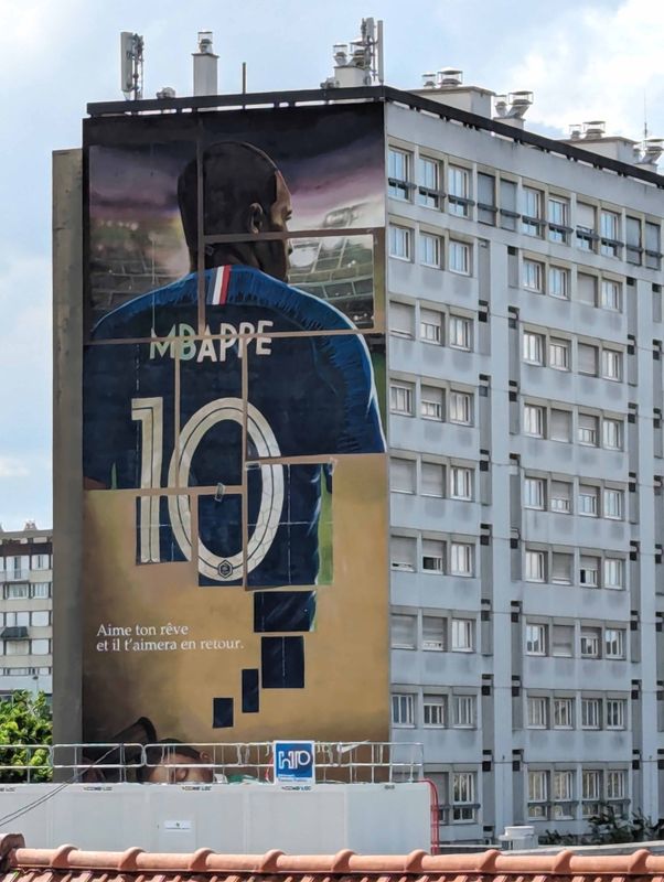 3 bedrooms Apartment in Bondy, France No. 187574