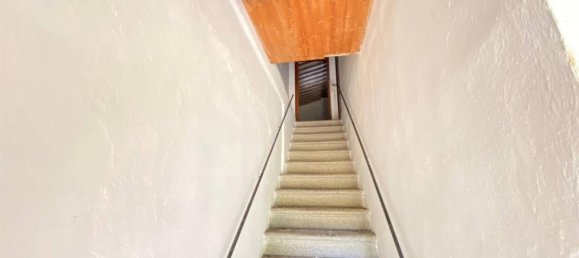 5-salle Appartement à Montalcino, Italy No. 32840 7