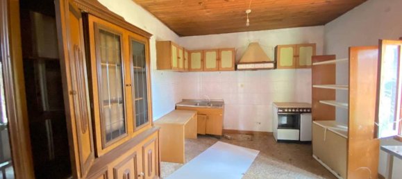 5-salle Appartement à Montalcino, Italy No. 32840 18