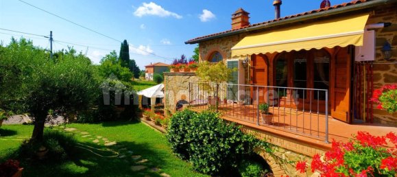 3 bedrooms House in Trequanda, Italy No. 225115 4