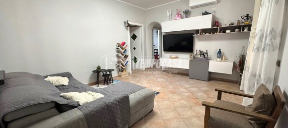 3 rooms Apartment in Naples, Italy No. 274464 24