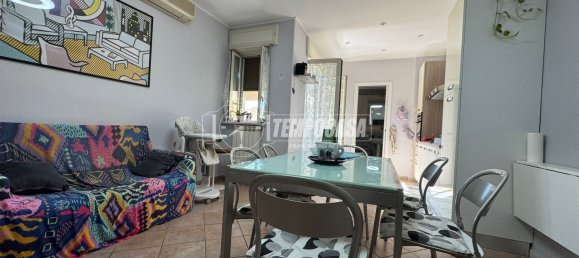3 rooms Apartment in Naples, Italy No. 274464 14