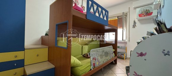 3 rooms Apartment in Naples, Italy No. 274464 20