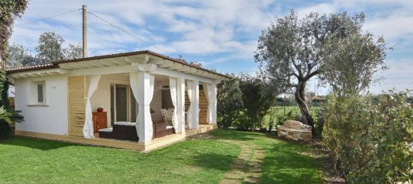 12 rooms Villa in Forte dei Marmi, Italy No. 105723 9