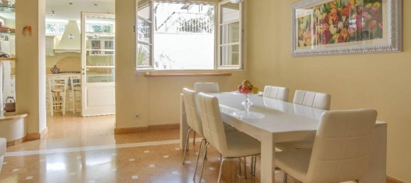 12 rooms Villa in Forte dei Marmi, Italy No. 105723 25