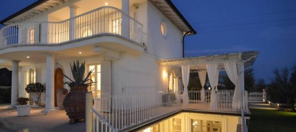 12 rooms Villa in Forte dei Marmi, Italy No. 105723 14