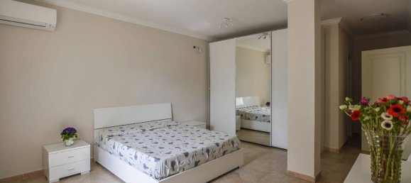 12 rooms Villa in Forte dei Marmi, Italy No. 105723 30