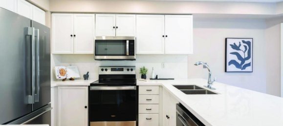 5 bedrooms House in Mississauga, Canada No. 750 12