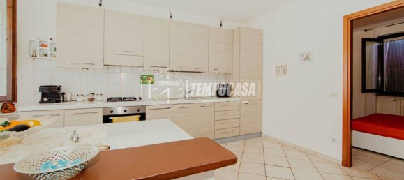 2 bedrooms Apartment in Parona, Italy No. 380010 7