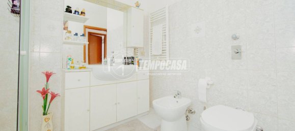 2 bedrooms Apartment in Parona, Italy No. 380010 17