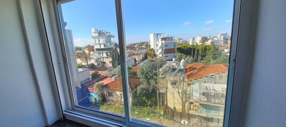 2 bedrooms Apartment in Limassol, Cyprus No. 442 7