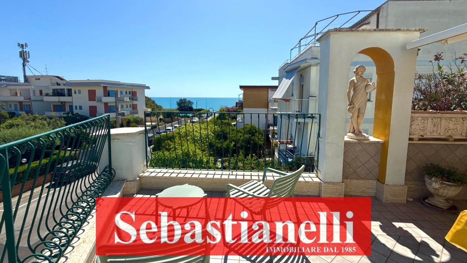 5-Zimmer Penthouse in Anzio, Italy, Nr. 261474