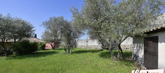 3 bedrooms House in Saint-Quentin-la-Poterie, France No. 290303 5