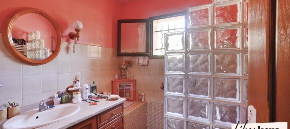 3 bedrooms House in Saint-Quentin-la-Poterie, France No. 290303 8