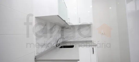 1 bedroom Apartment in Lisbon, Portugal No. 151970 8