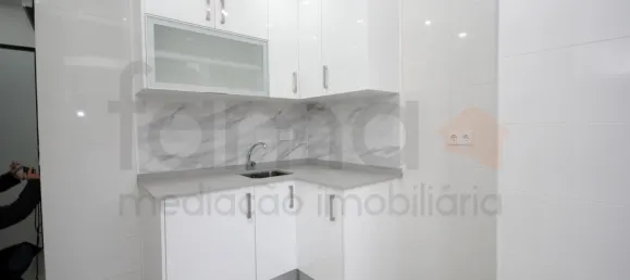 1 bedroom Apartment in Lisbon, Portugal No. 151970 7