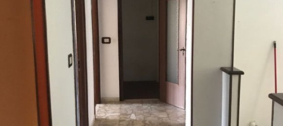 Apartamento de 4 divisões em Bra, Italy N.º 178006 4