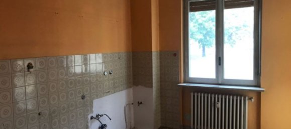 Apartamento de 4 divisões em Bra, Italy N.º 178006 5