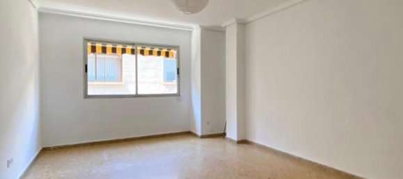 4 bedrooms Apartment in Valencia, Spain No. 4558 12