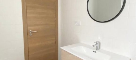 4 bedrooms Apartment in Valencia, Spain No. 4558 5