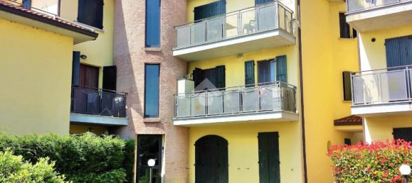 2 rooms Apartment in Reggio Emilia, Italy No. 15279 41