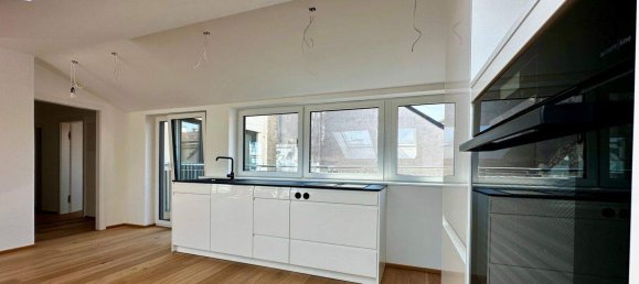 Квартира с 3 комнатами в Оттакринг, Австрия № 161267 6