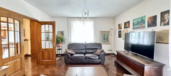 Villa de 7 divisões em Parma, Italy N.º 23845 3