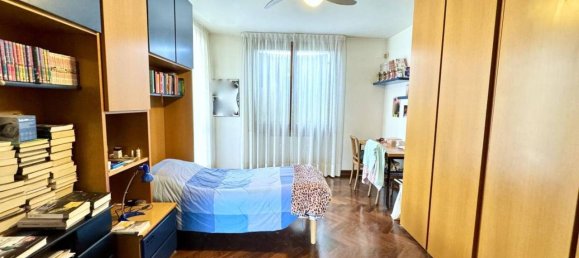 Villa de 7 divisões em Parma, Italy N.º 23845 21