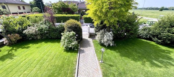 Villa de 7 divisões em Parma, Italy N.º 23845 2