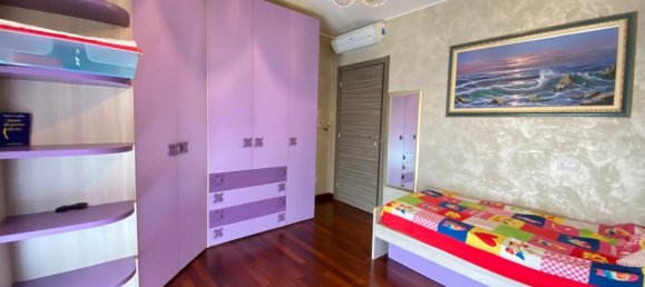 3 Schlafzimmer Villa in Canegrate, Italy, Nr. 364172 10