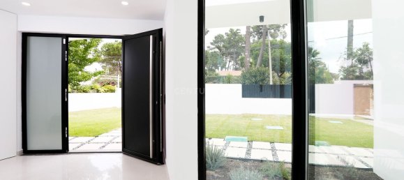 Дом с 4 спальнями в Сетубал, Португалия № 125338 16