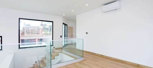 Дом с 4 спальнями в Сетубал, Португалия № 125338 36